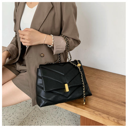 Stylish Fashion Chain Messenger Bag Crossbody Purse
